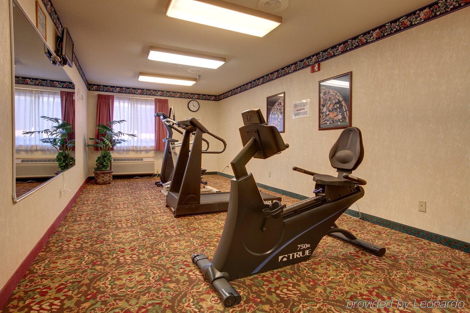 Americas Best Value Inn And Suites Saint Charles Съоръжения снимка