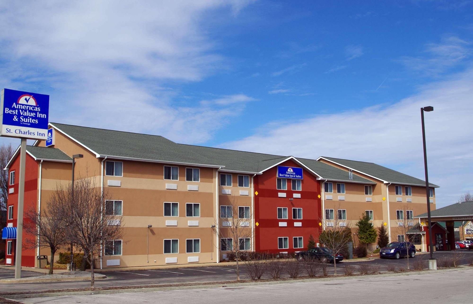 Americas Best Value Inn And Suites Saint Charles Екстериор снимка